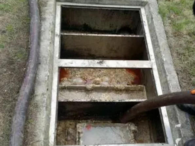 西湖隔油池清理